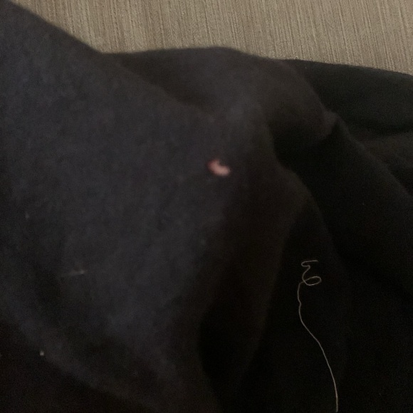 J.Crew 100% Cashmere Button Down Sweater in Black Size Medium Small Hole see pix - Picture 5 of 5